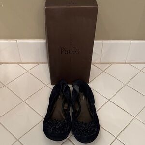 Paolo Women's Elegant Black Flats